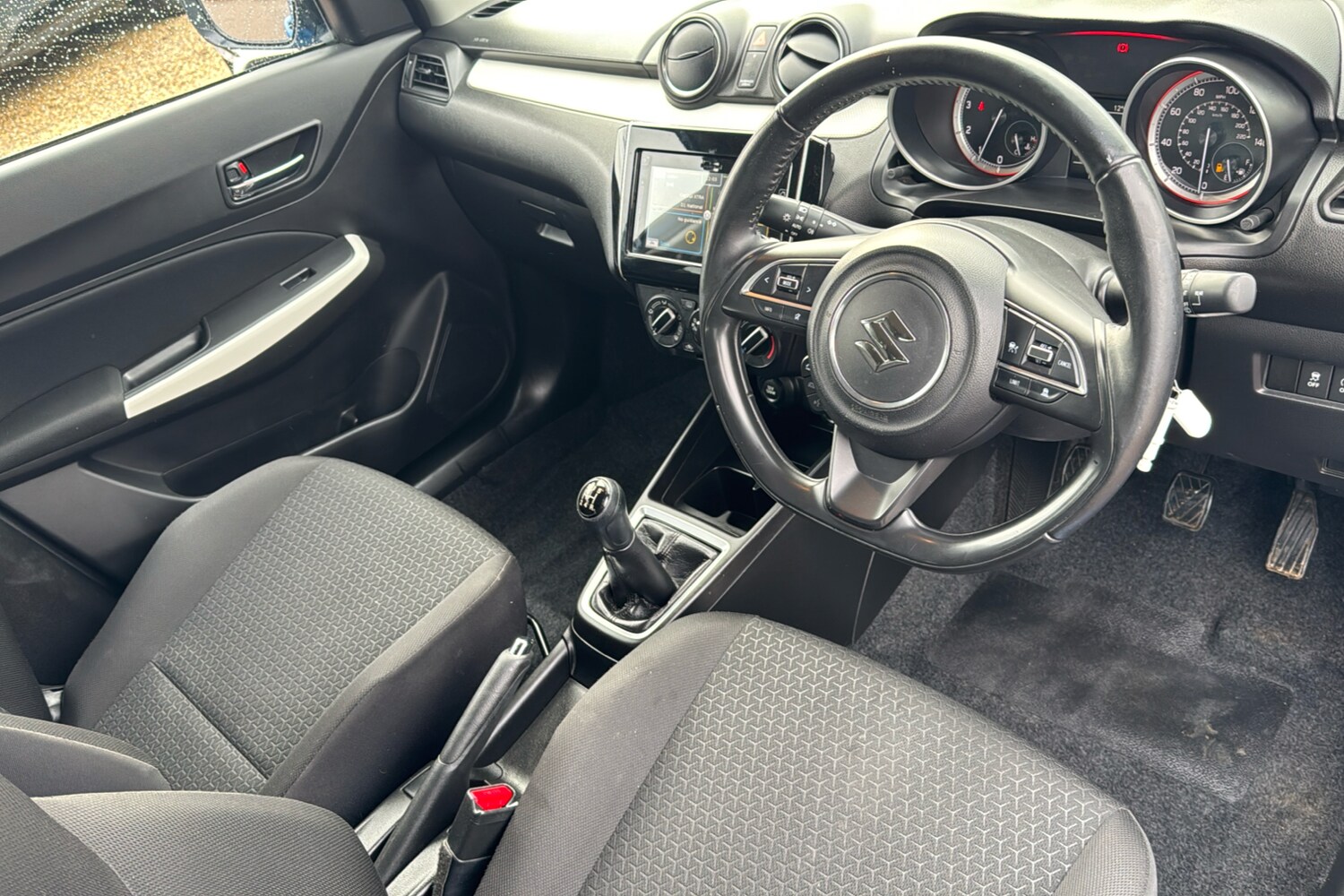 Used Suzuki Swift 2021 for sale - 76436020: Photo 10