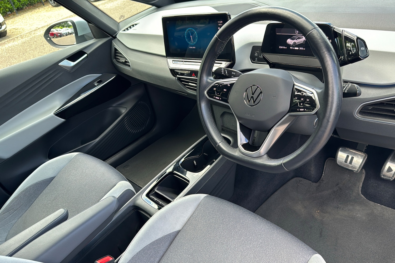 Used Volkswagen ID.3 2020 for sale - 76362378: Photo 10