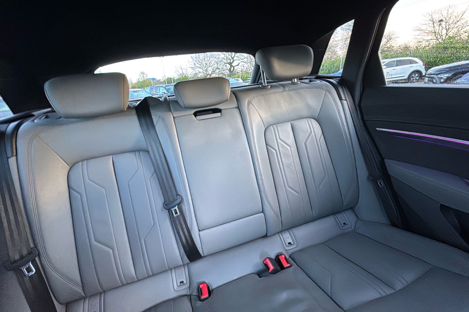 Used Audi Q8 e-tron 2023 for sale - 76955365: Photo 12