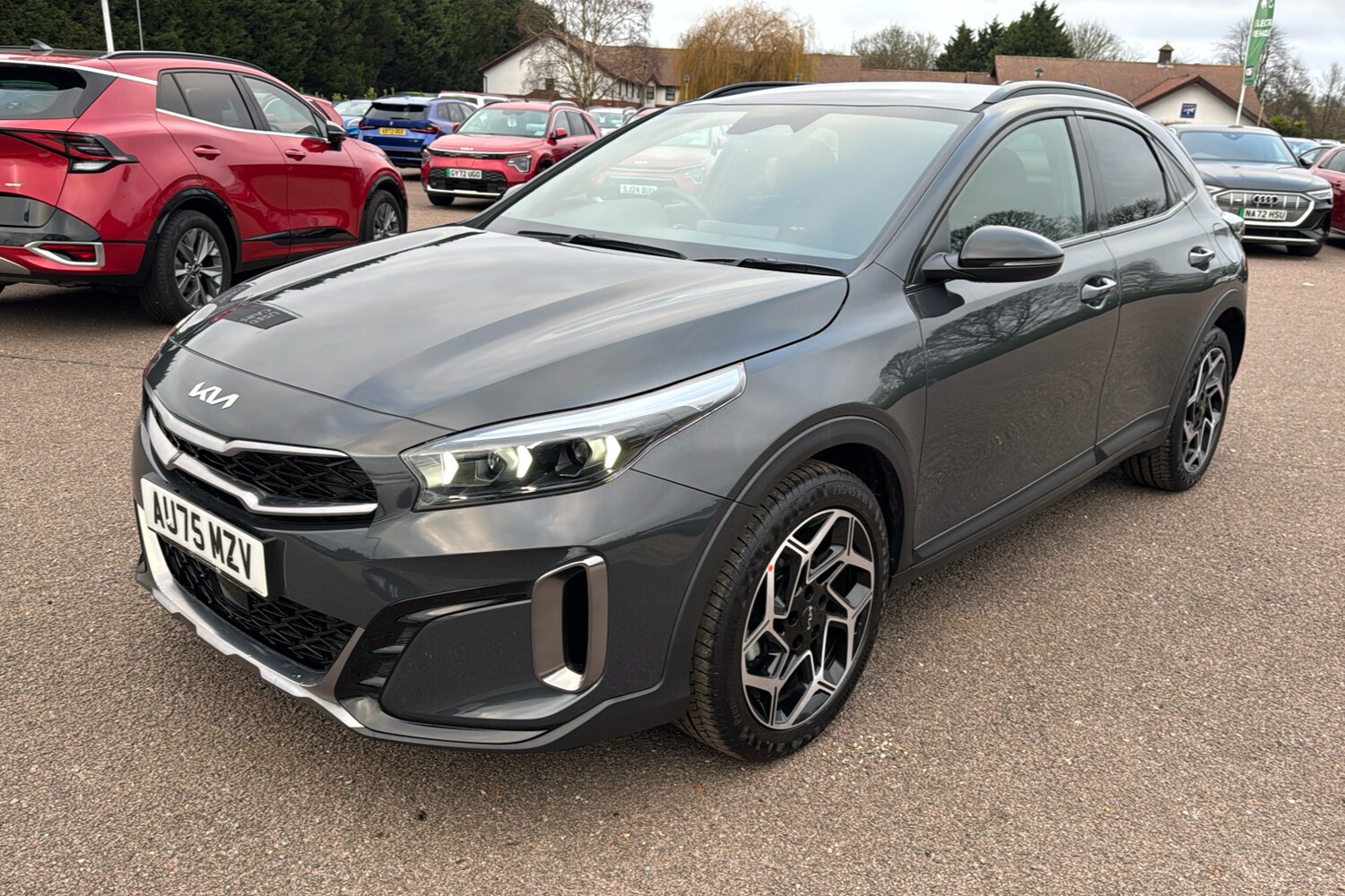 Used Kia XCeed 2025 for sale - 76968247: Photo 34