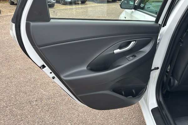 Used Hyundai i30 2021 for sale - 76219544: Photo 38