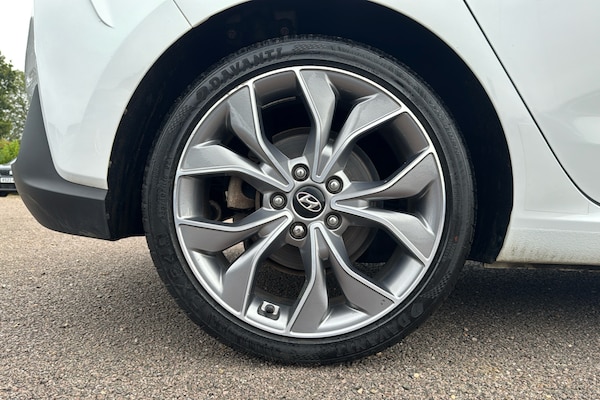 Used Hyundai i30 2021 for sale - 76219544: Photo 8