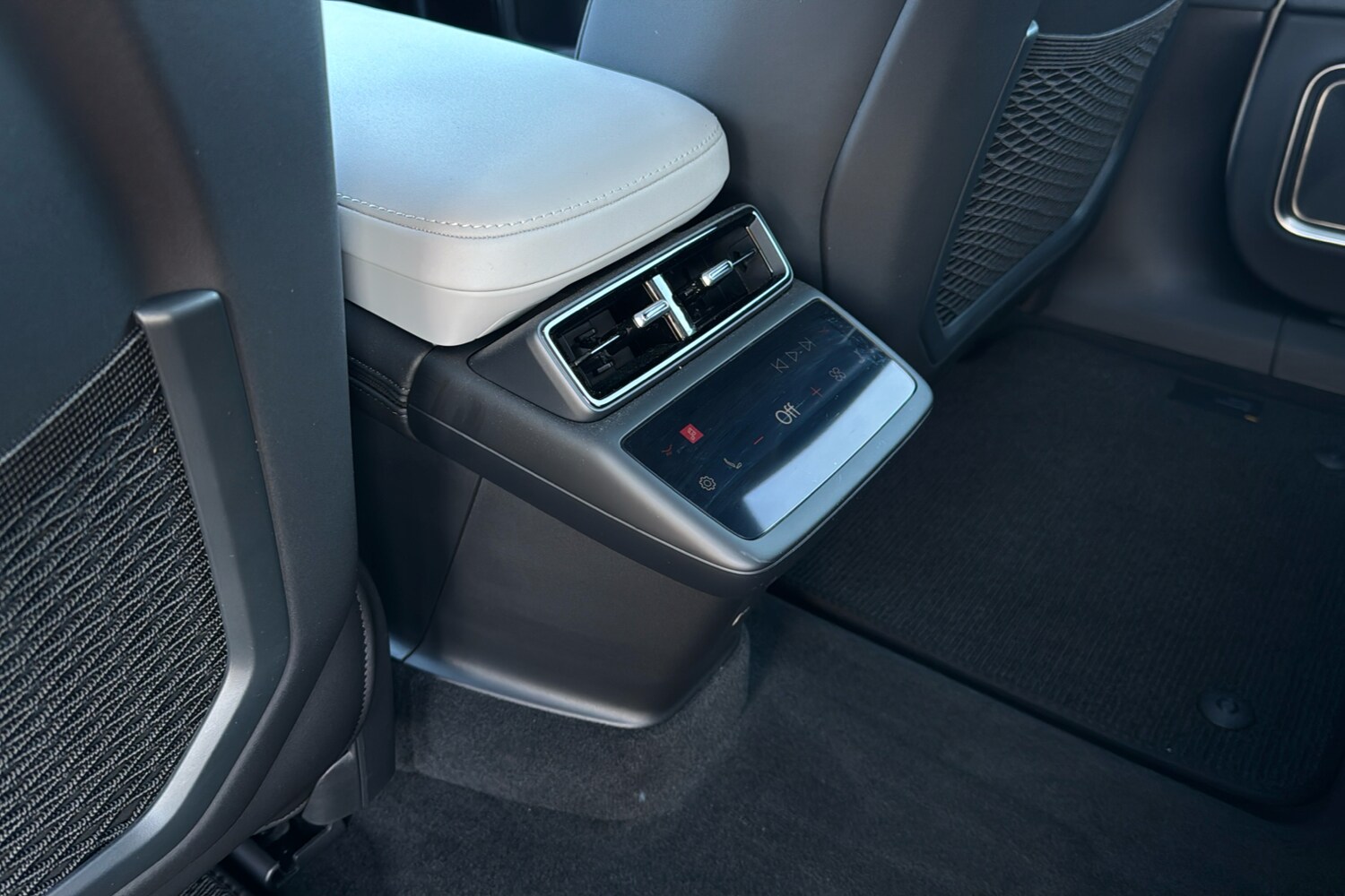 Used Polestar Polestar 4 2025 for sale - 77179267: Photo 40