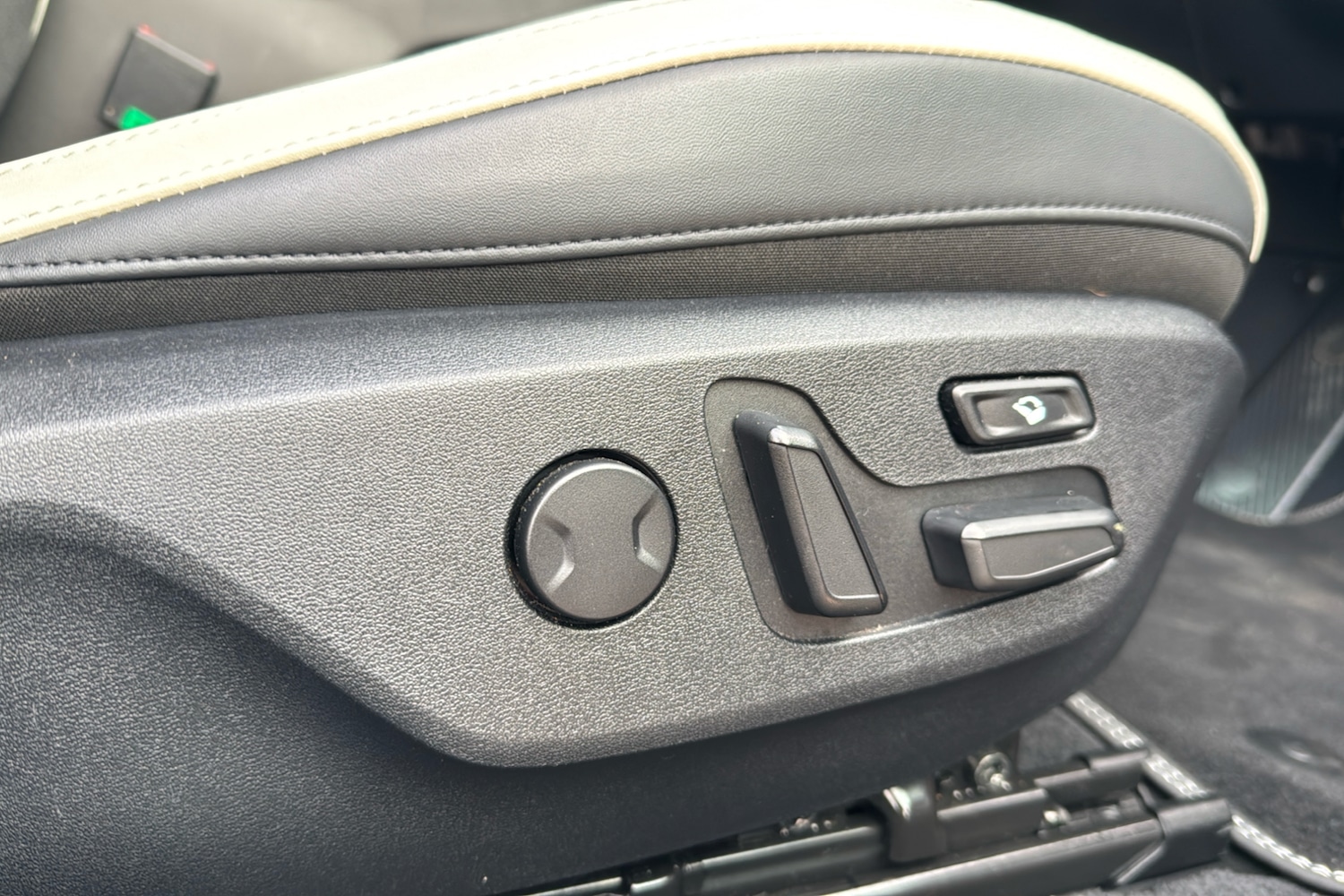 Used Kia EV6 2022 for sale - 76637130: Photo 48