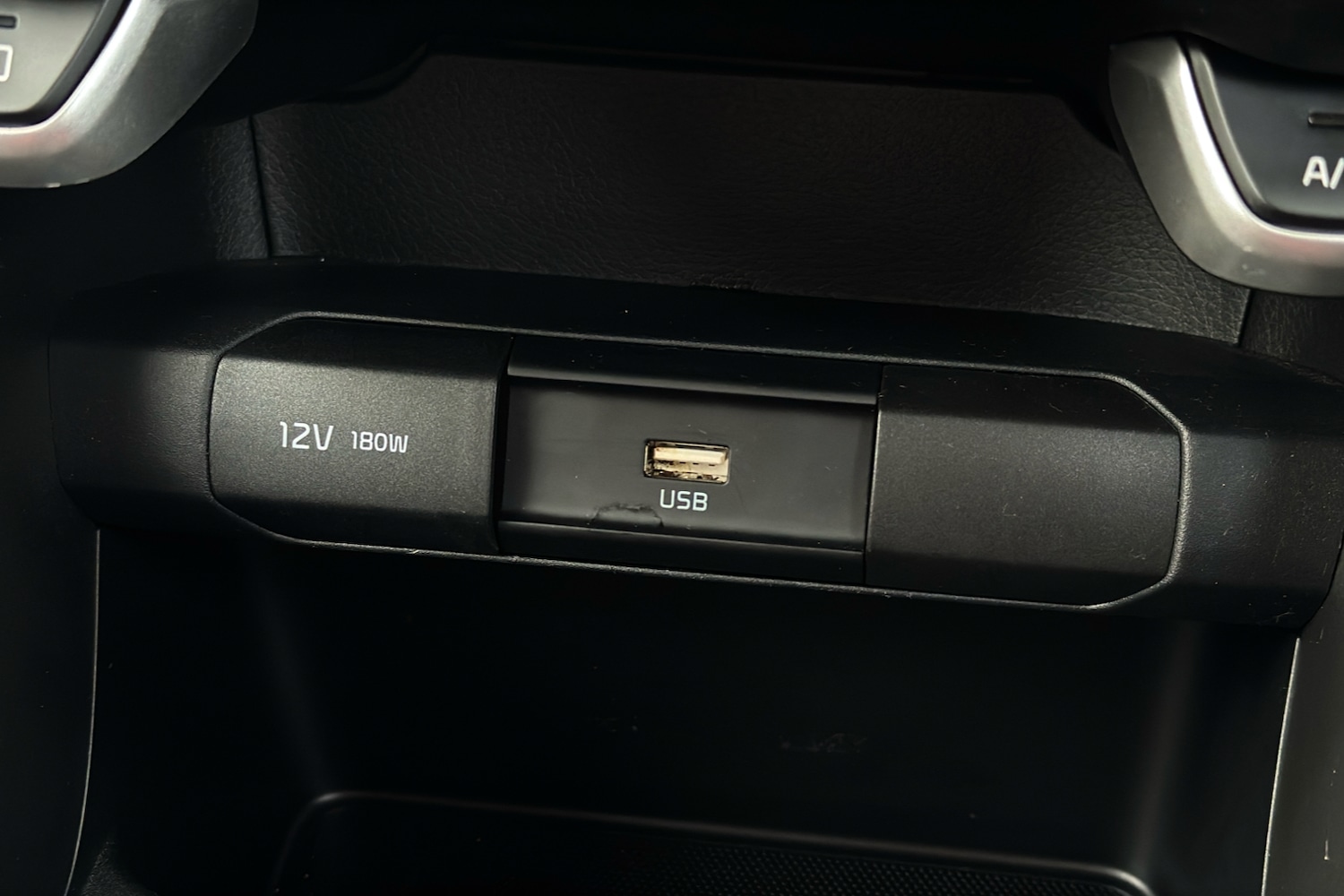 Used Kia Picanto 2024 for sale - 76624850: Photo 22