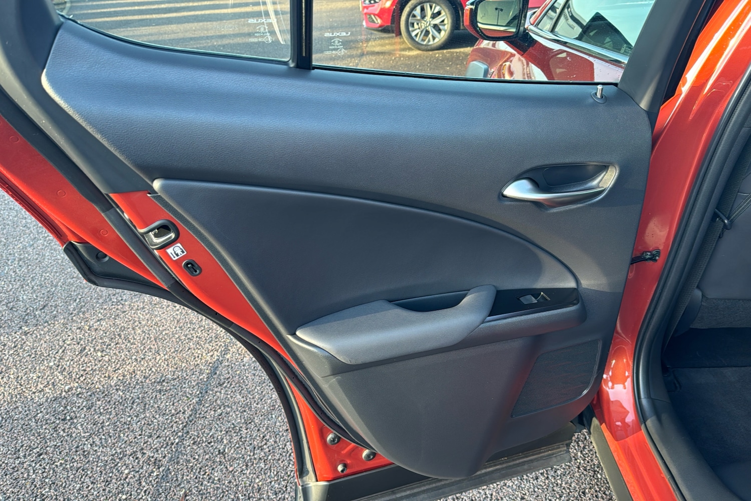 Used Lexus UX 2022 for sale - 76968249: Photo 37