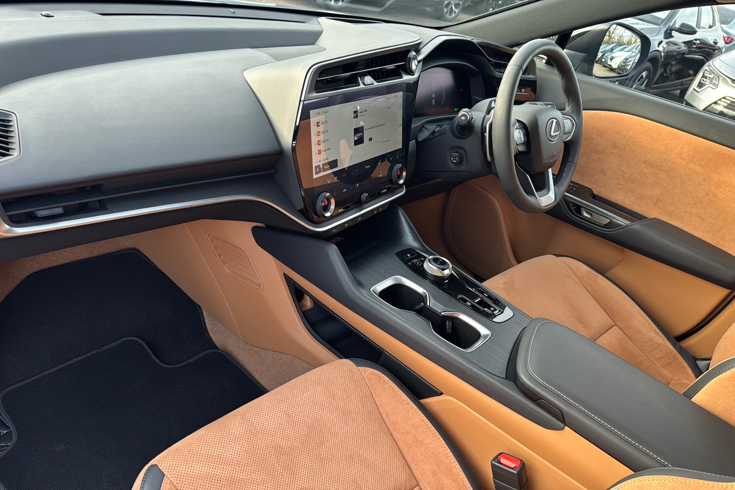 Used Lexus RZ 2024 for sale - 76461064: Photo 11