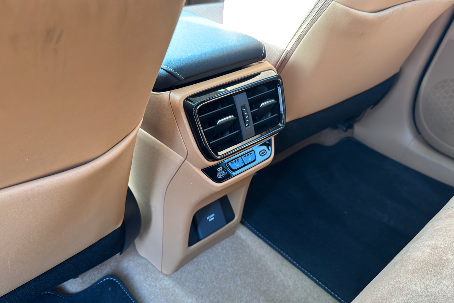 Used Lexus RZ 2024 for sale - 76461064: Photo 41