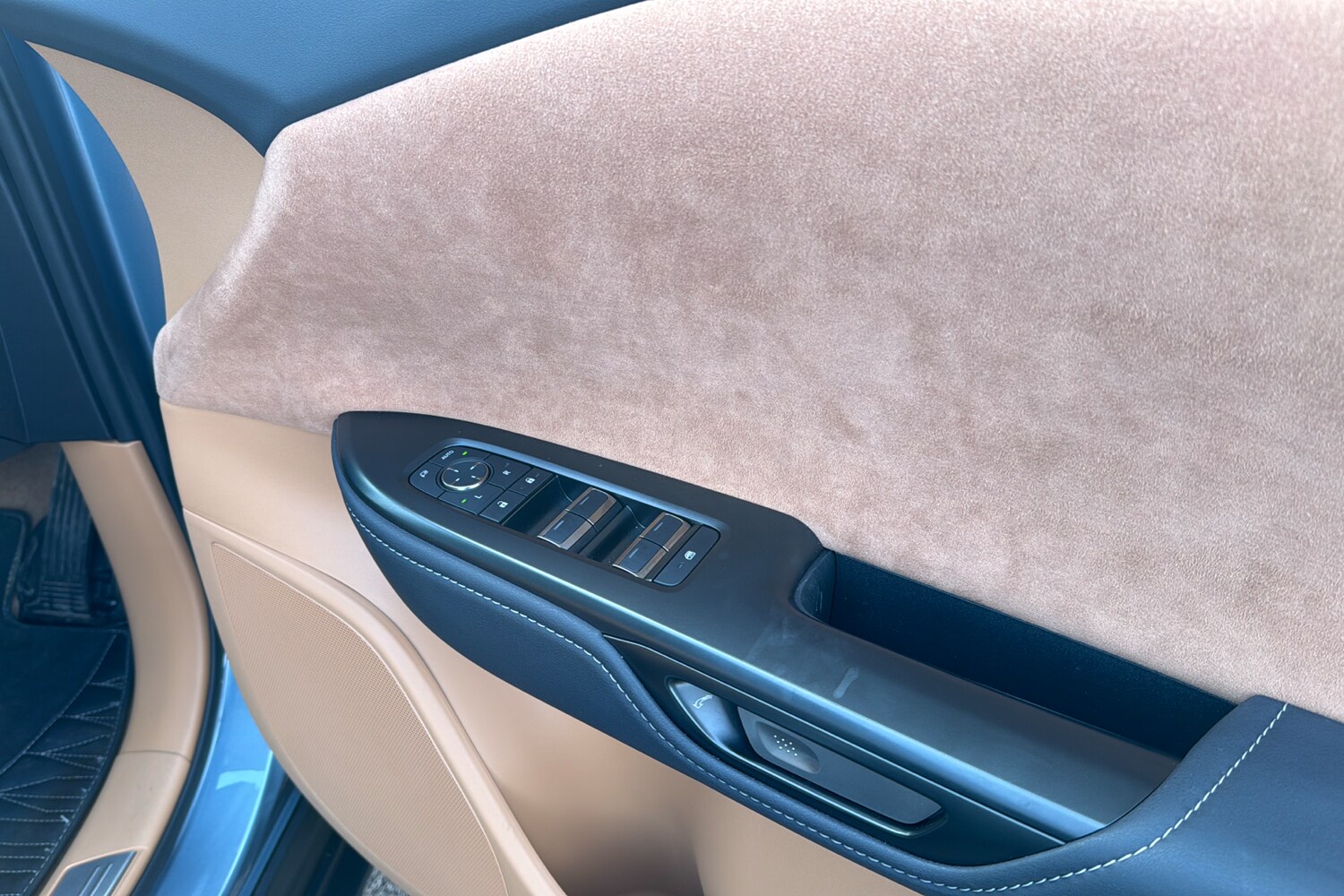 Used Lexus RZ 2024 for sale - 76461064: Photo 49