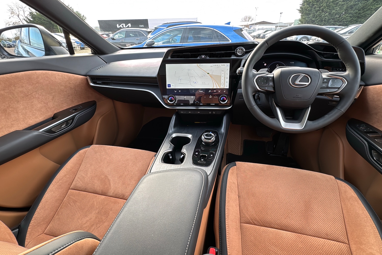 Used Lexus RZ 2024 for sale - 76461064: Photo 9