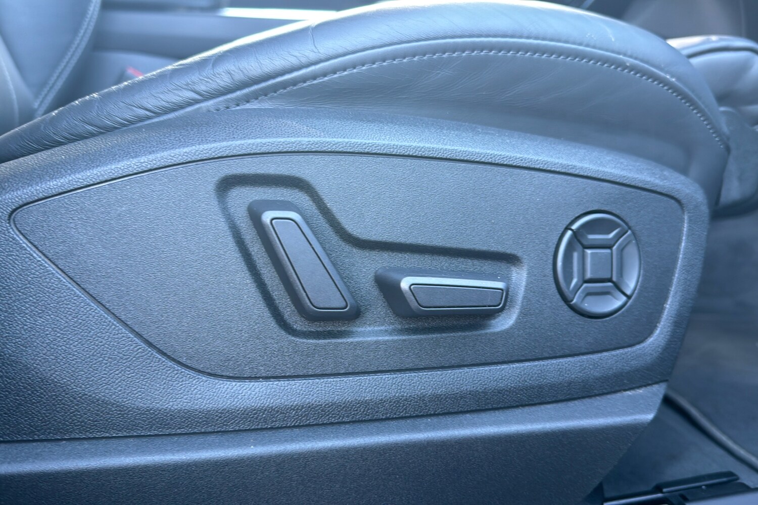 Used Audi e-tron 2022 for sale - 77076883: Photo 48