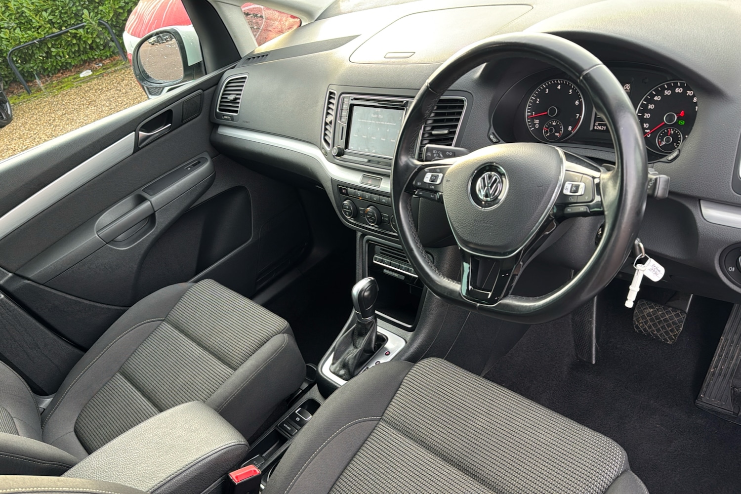 Used Volkswagen Sharan 2021 for sale - 77000382: Photo 10
