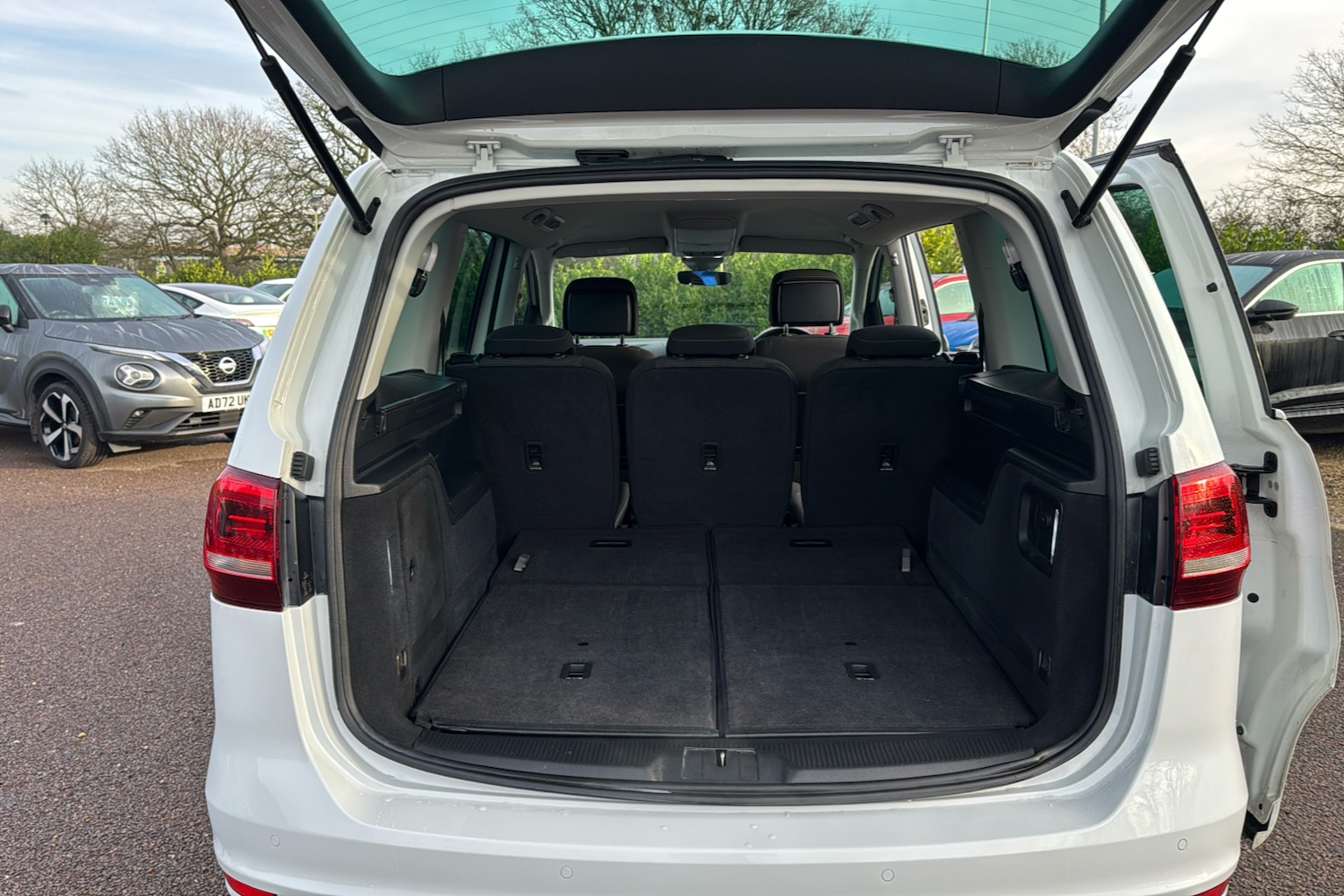 Used Volkswagen Sharan 2021 for sale - 77000382: Photo 19