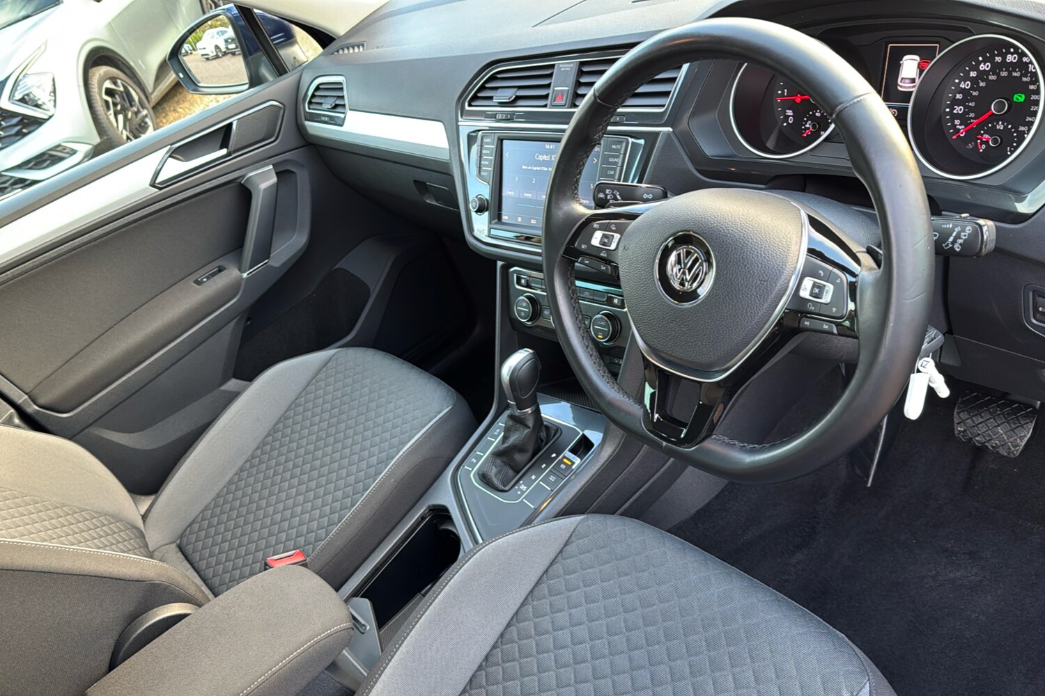 Used Volkswagen Tiguan 2016 for sale - 76649436: Photo 10