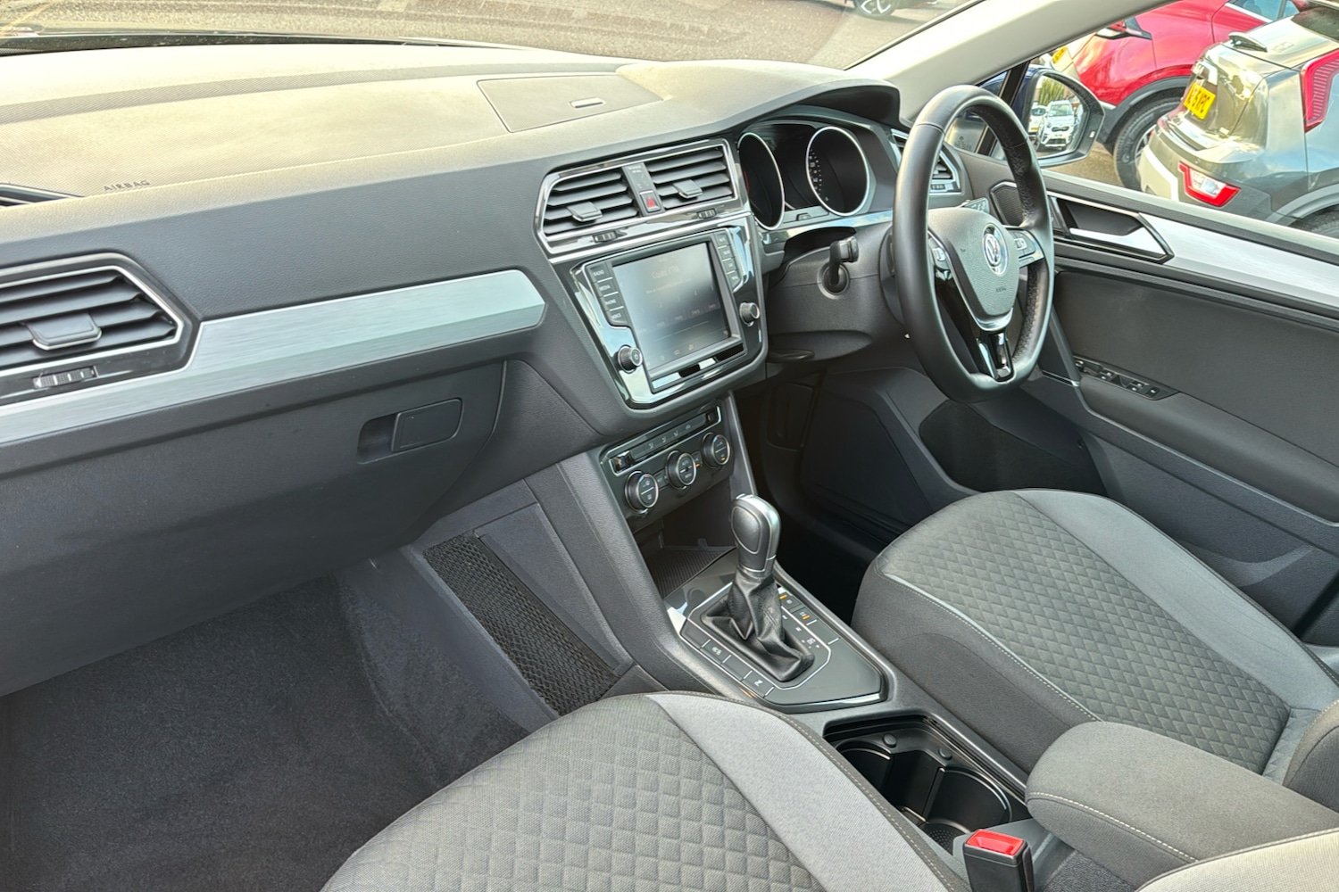 Used Volkswagen Tiguan 2016 for sale - 76649436: Photo 11