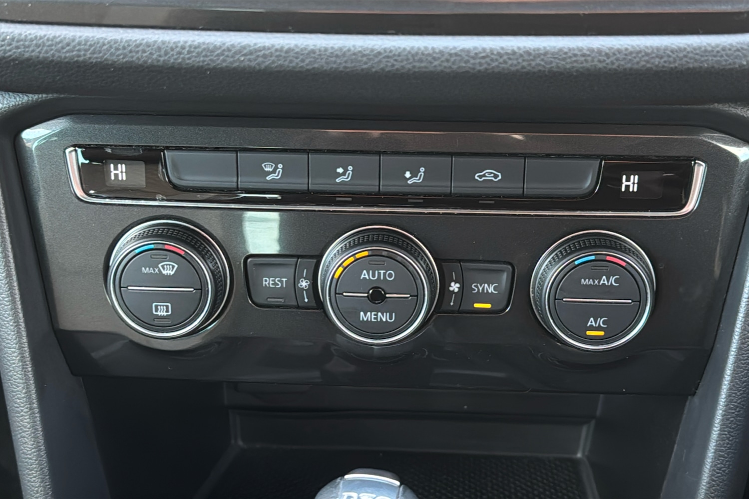 Used Volkswagen Tiguan 2016 for sale - 76649436: Photo 16