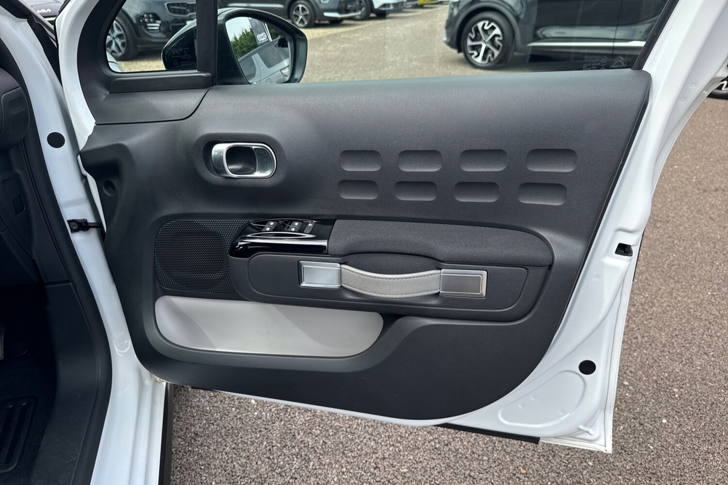 Used Citroen C3 2021 for sale - 76541148: Photo 43