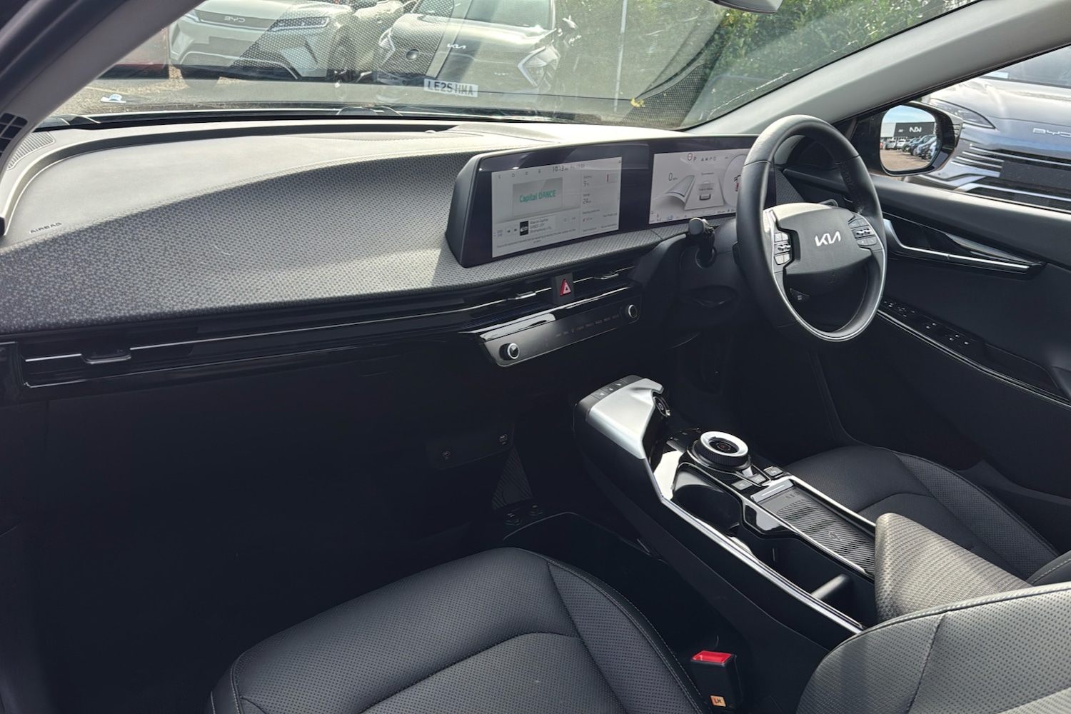 Used Kia EV6 2024 for sale - 77914430: Photo 11