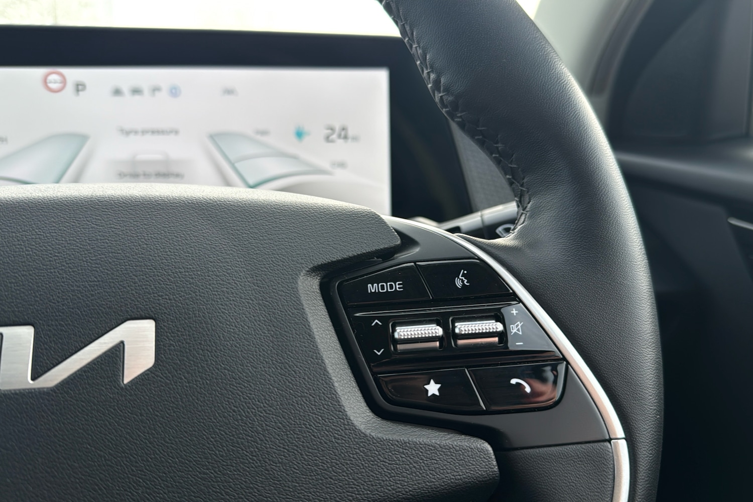 Used Kia EV6 2024 for sale - 77914430: Photo 18