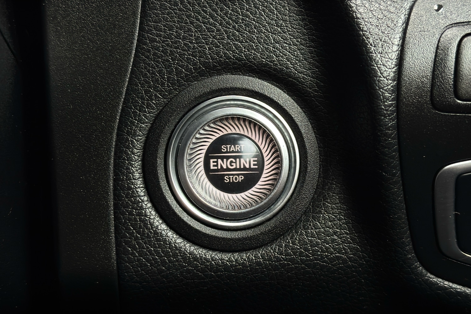 Used Mercedes-Benz GLC 2020 for sale - 77543408: Photo 23