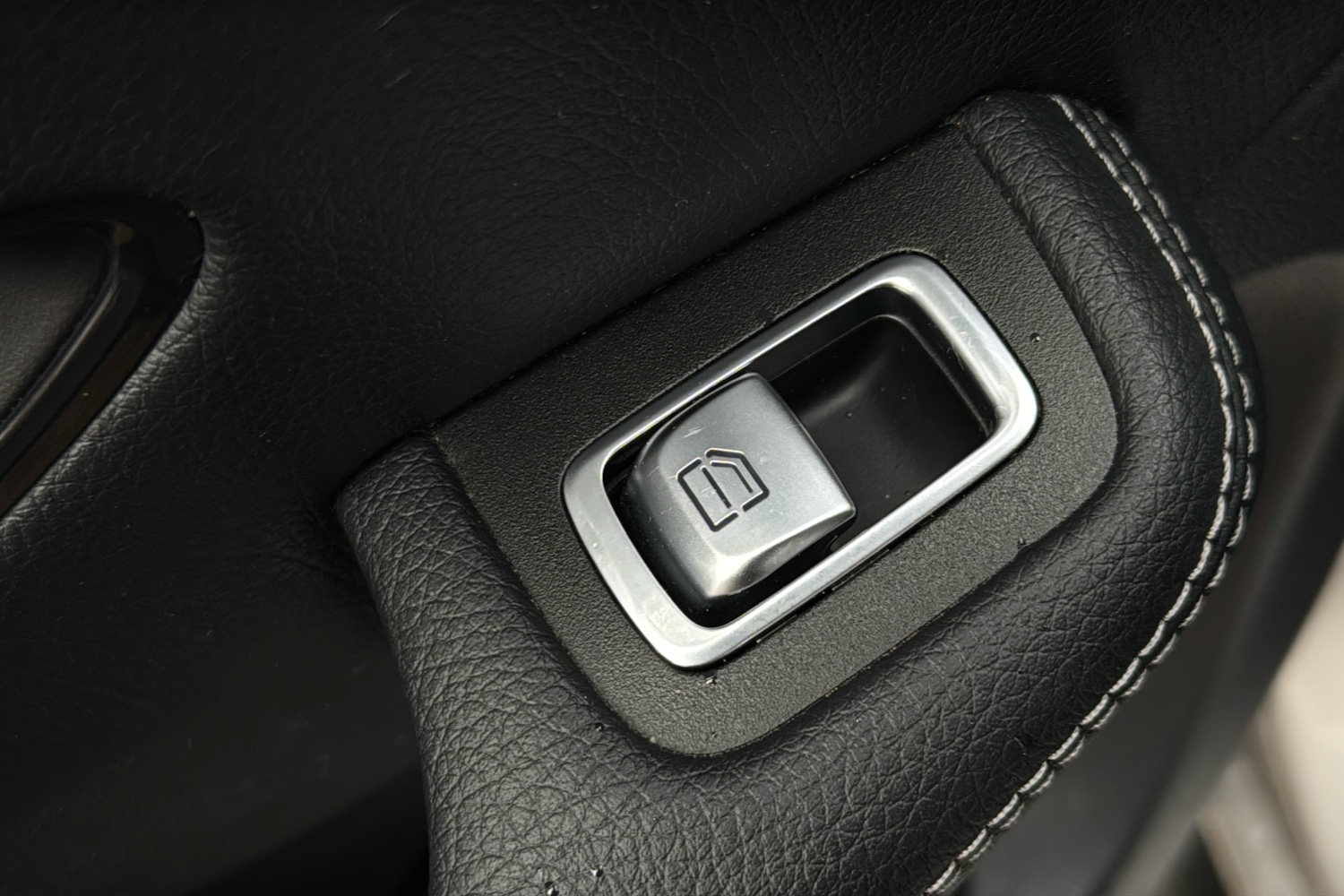 Used Mercedes-Benz GLC 2020 for sale - 77543408: Photo 39