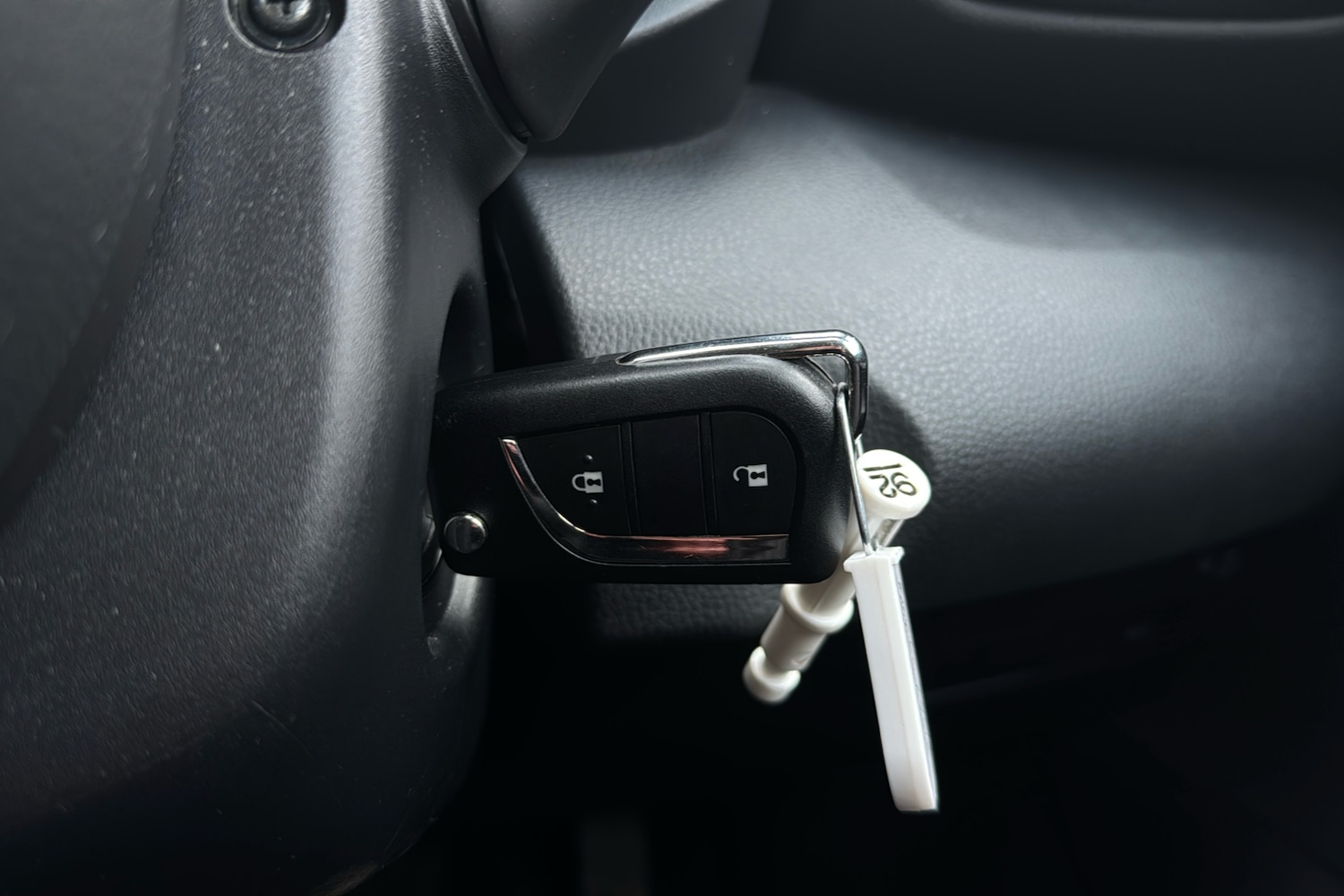 Used Toyota Yaris 2022 for sale - 77298160: Photo 23