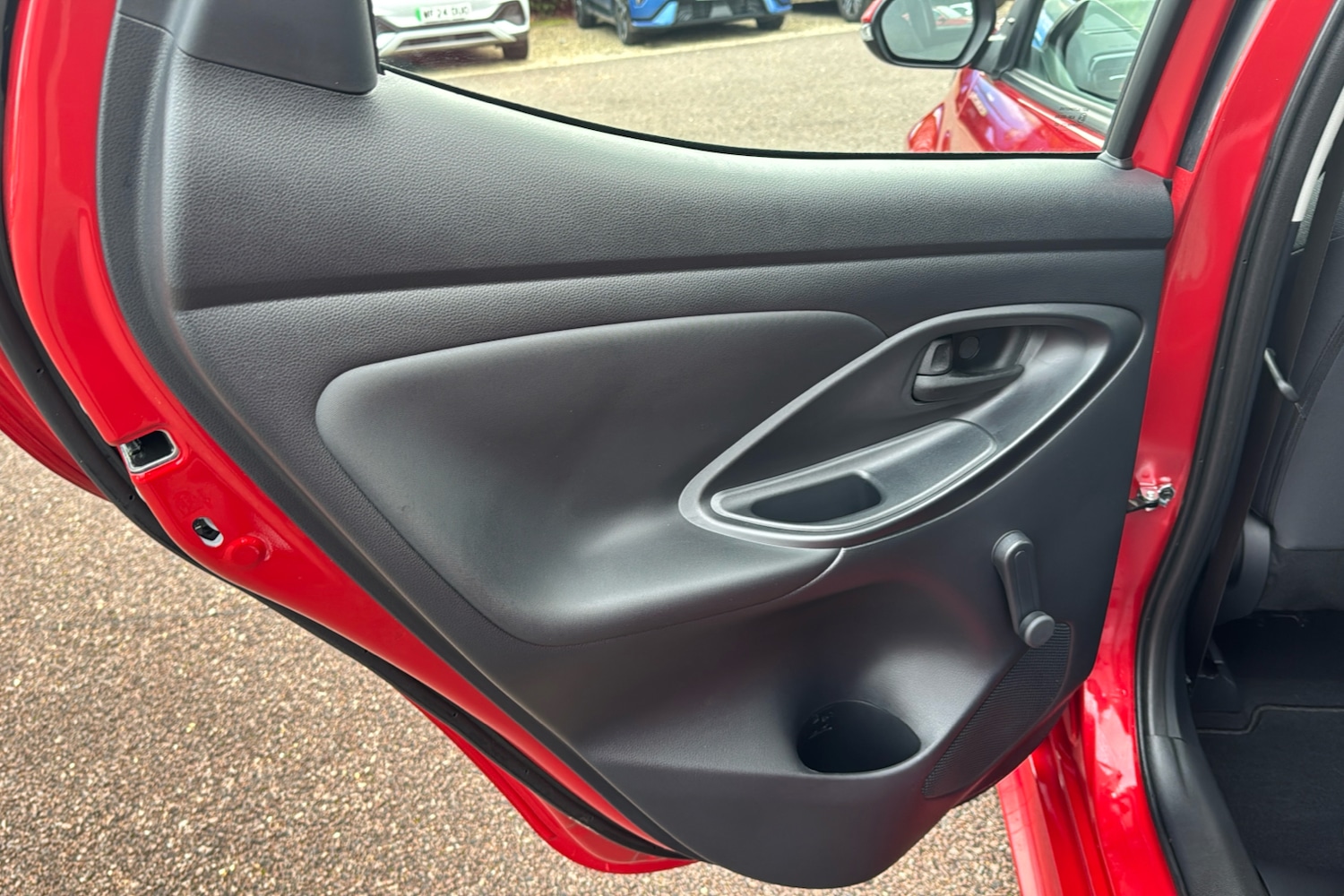 Used Toyota Yaris 2022 for sale - 77298160: Photo 37