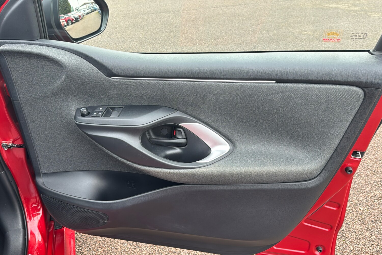 Used Toyota Yaris 2022 for sale - 77298160: Photo 44