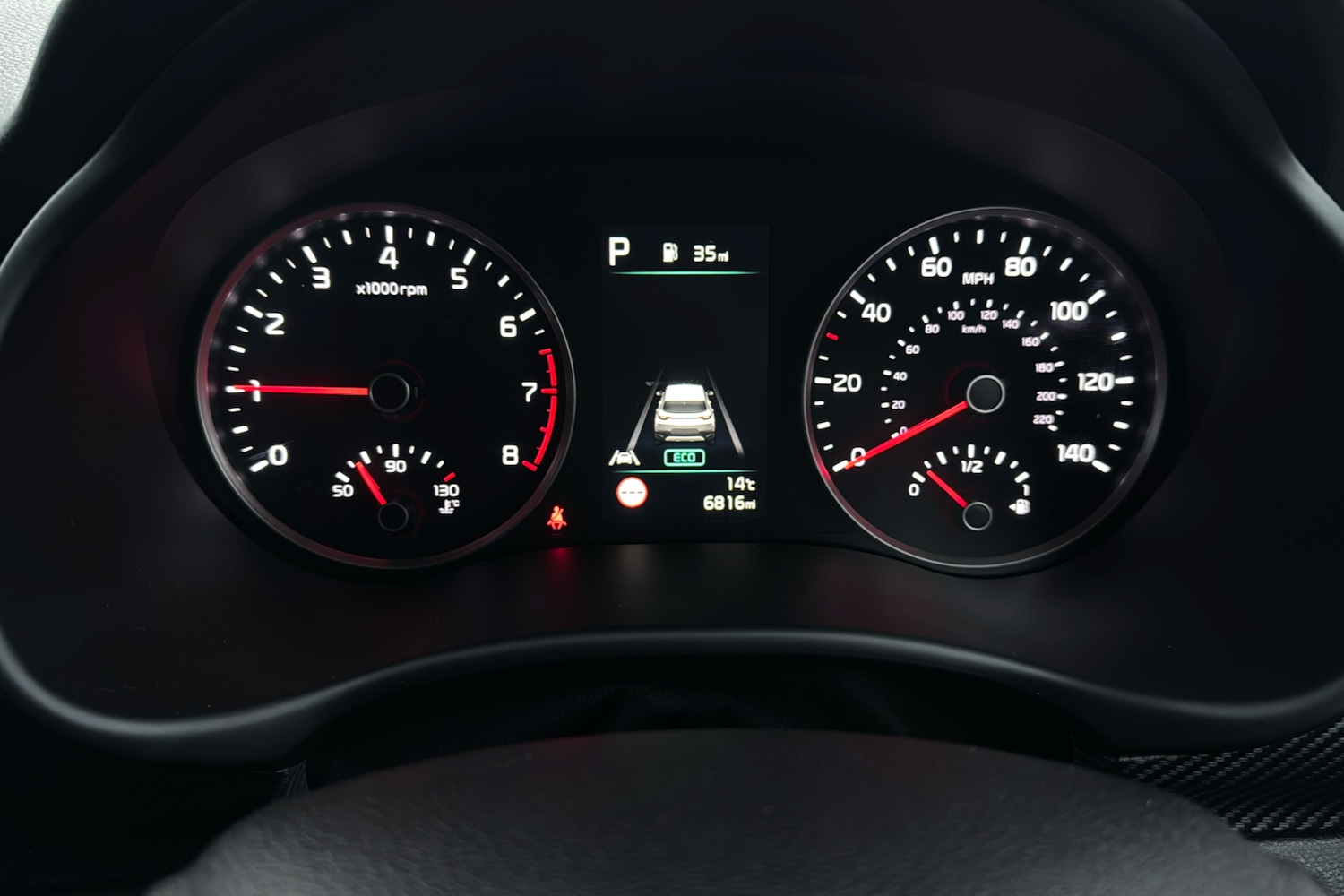 Used Kia Stonic 2023 for sale - 76464064: Photo 14