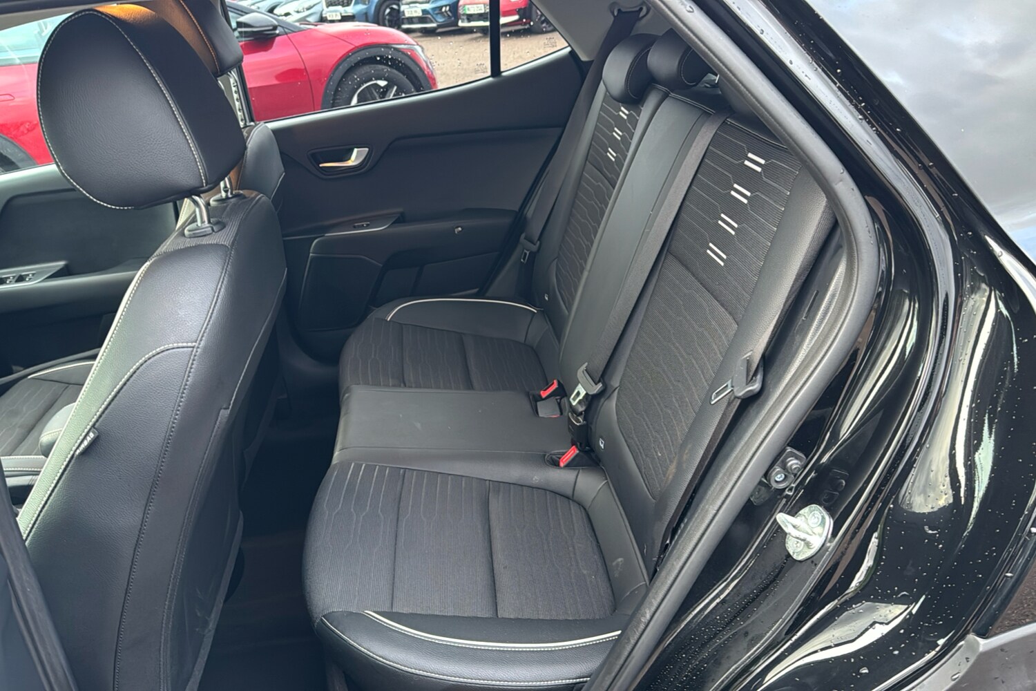 Used Kia Stonic 2023 for sale - 76464064: Photo 39