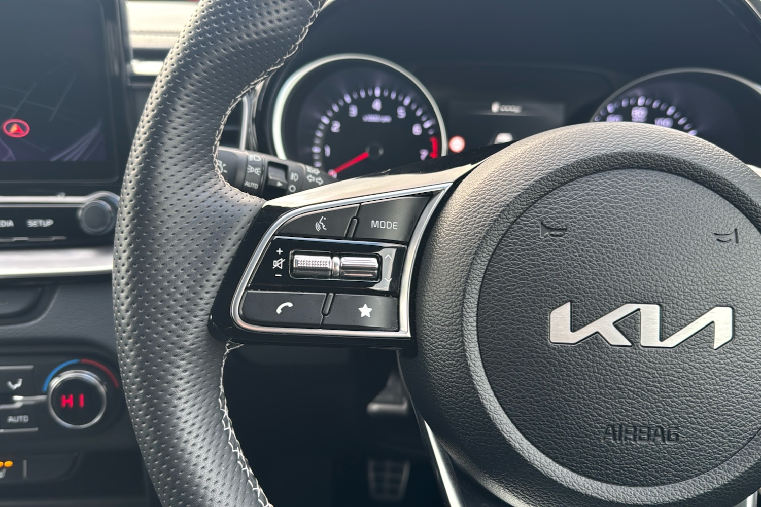 Used Kia Ceed 2025 for sale - 76892906: Photo 17