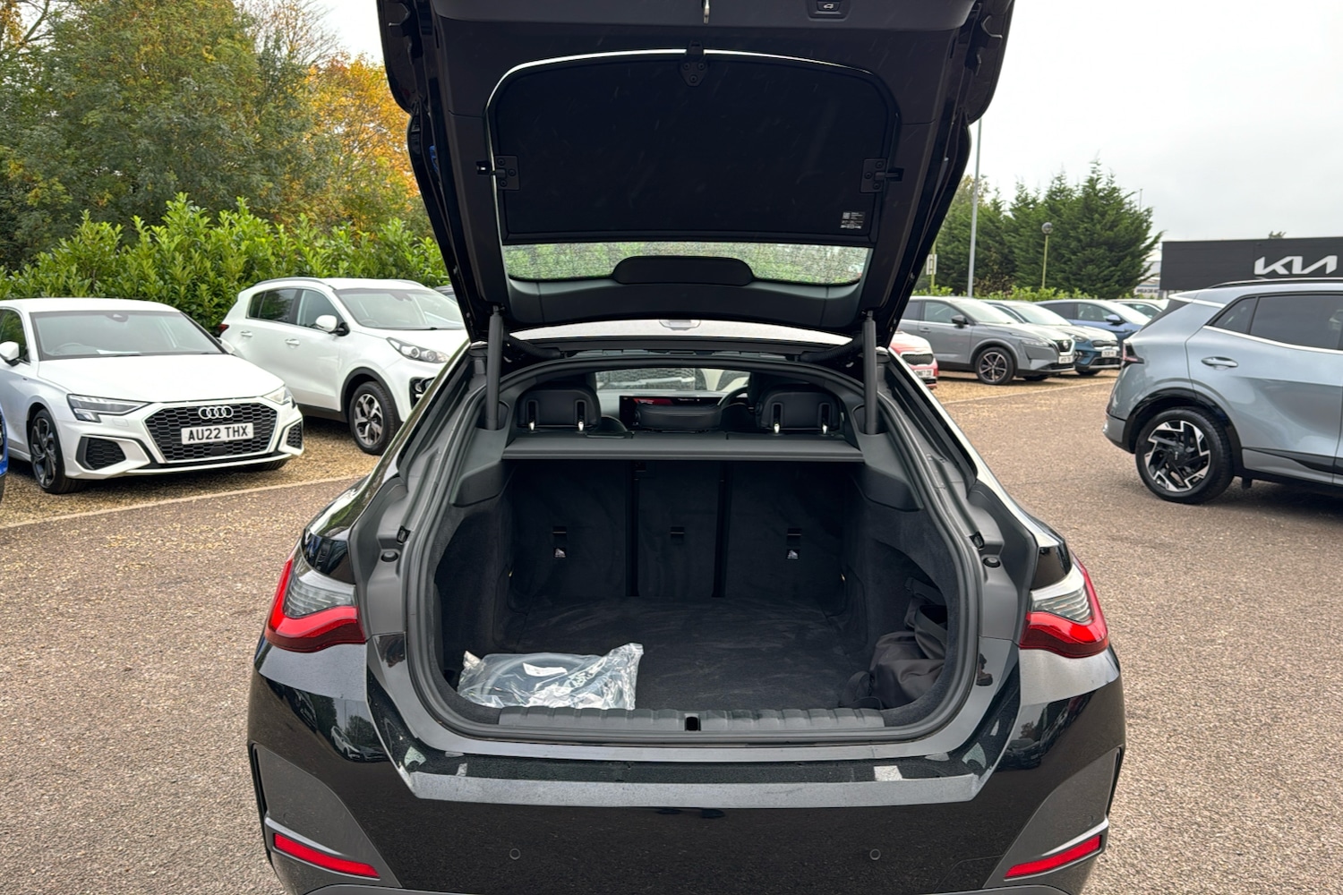 Used BMW i4 2022 for sale - 76243448: Photo 19