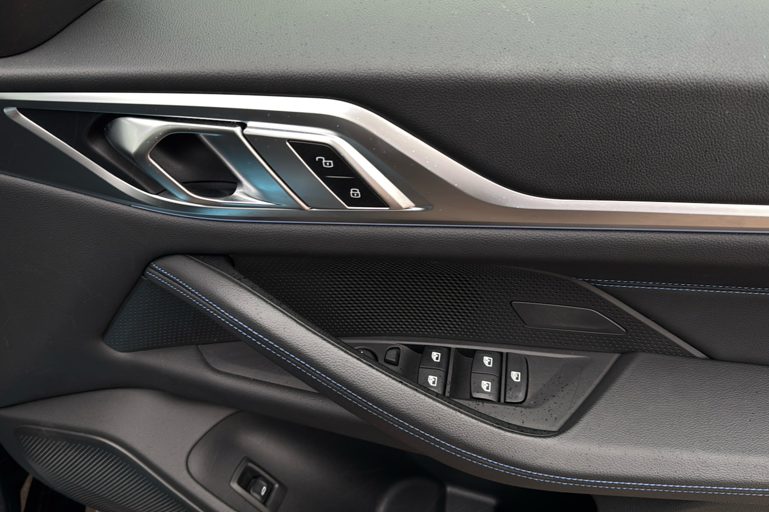 Used BMW i4 2022 for sale - 76243448: Photo 47