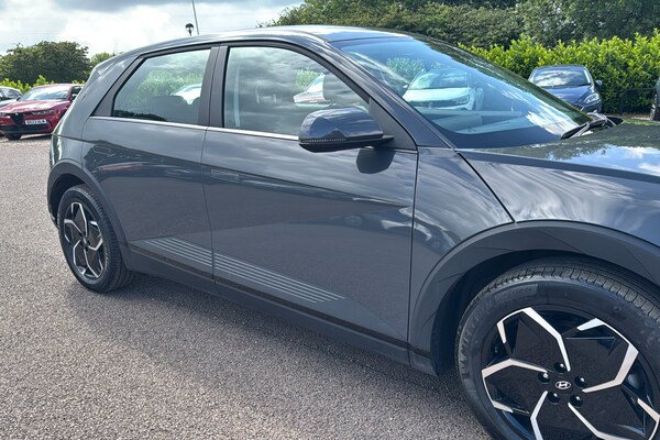 Used Hyundai IONIQ 5 2024 for sale - 74812902: Photo 32