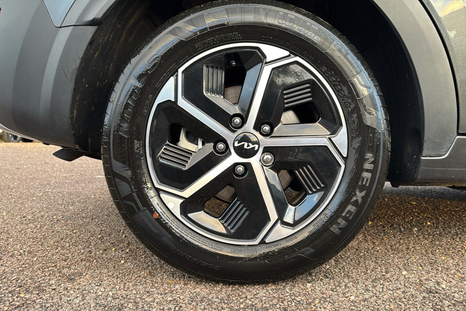 Used Kia Niro 2025 for sale - 76248919: Photo 8