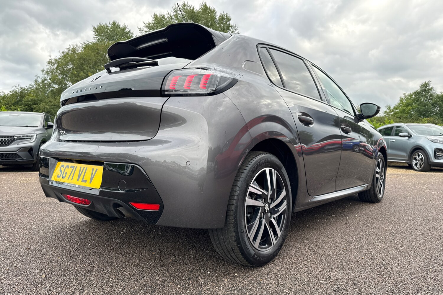 Vehicle 29