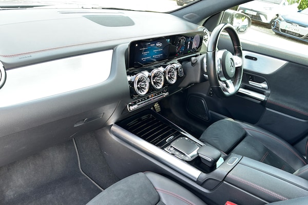 Used Mercedes-Benz EQA 2021 for sale - 76087673: Photo 11