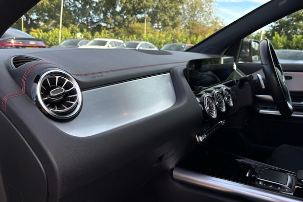 Used Mercedes-Benz EQA 2021 for sale - 76087673: Photo 43
