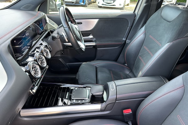 Used Mercedes-Benz EQA 2021 for sale - 76087673: Photo 44