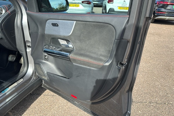 Used Mercedes-Benz EQA 2021 for sale - 76087673: Photo 45