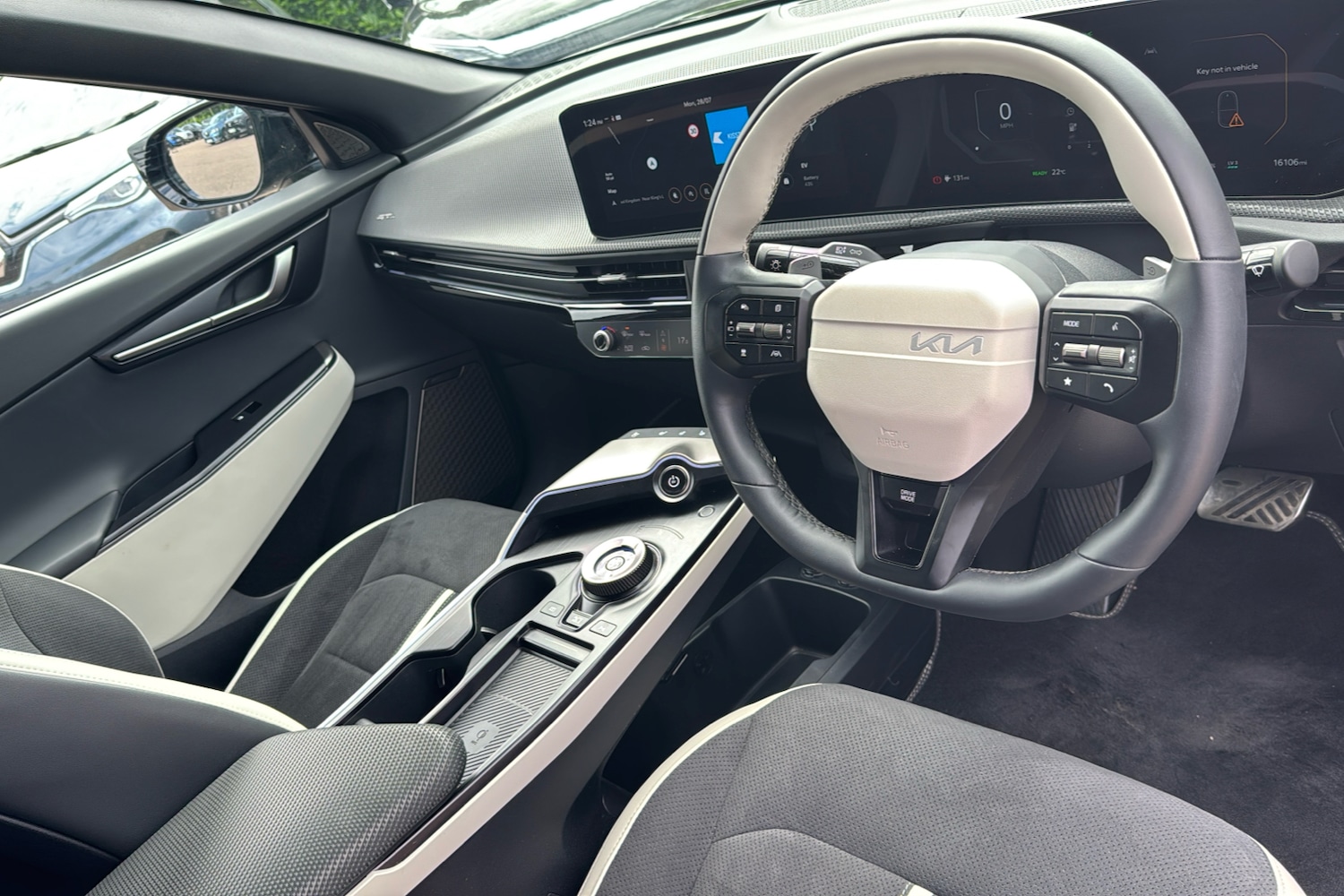 Used Kia EV6 2024 for sale - 77589382: Photo 10