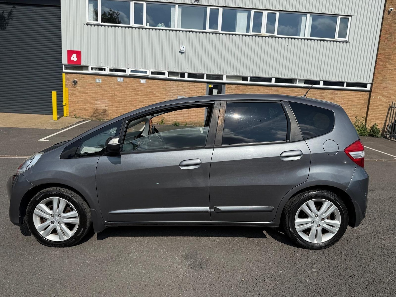 Vehicle 4