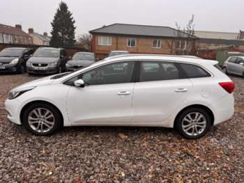 Used Kia Ceed 2015 for sale - 74520732: Photo