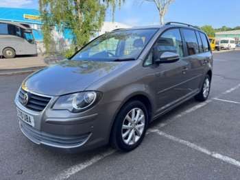 Used Volkswagen Touran 2010 for sale - 75051394: Photo
