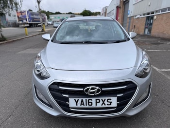 Used Hyundai i30 2016 for sale - 75588506: Photo