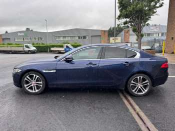 Used Jaguar XE 2016 for sale - 74908879: Photo