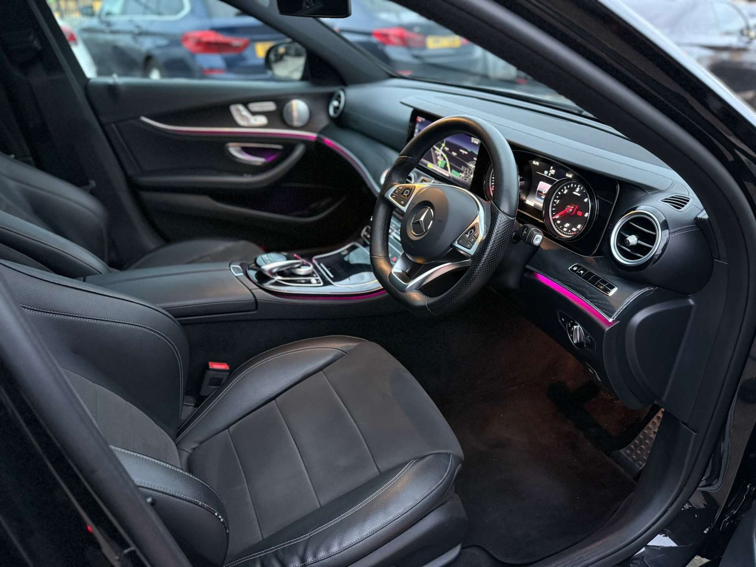 Used Mercedes-Benz E Class 2018 for sale - 76896325: Photo 2