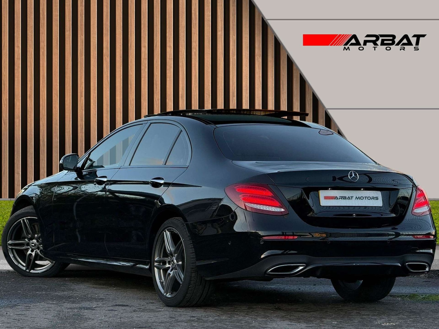 Used Mercedes-Benz E Class 2018 for sale - 76896325: Photo 20