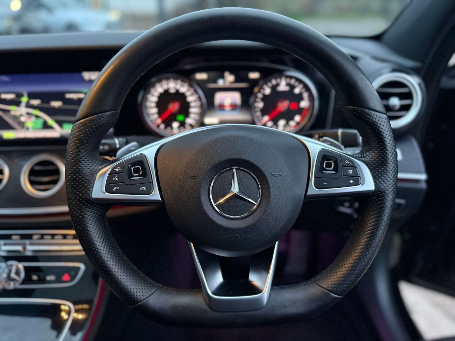 Used Mercedes-Benz E Class 2018 for sale - 76896325: Photo 29