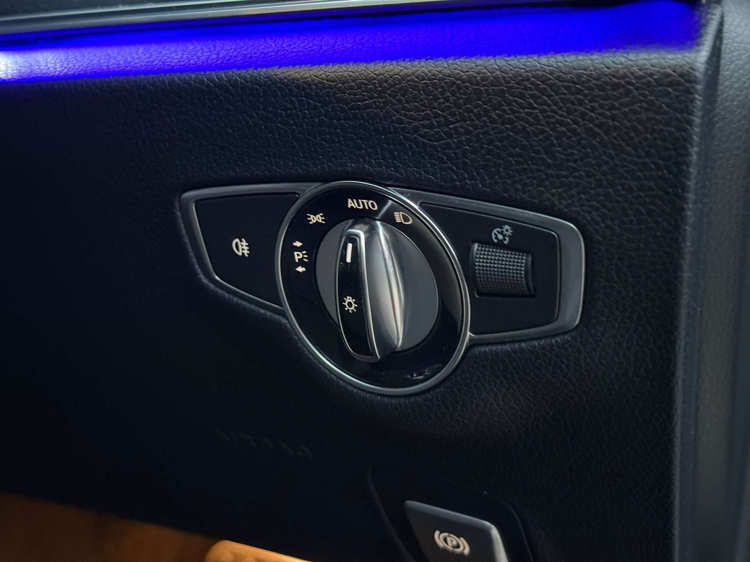 Used Mercedes-Benz E Class 2018 for sale - 76896325: Photo 30